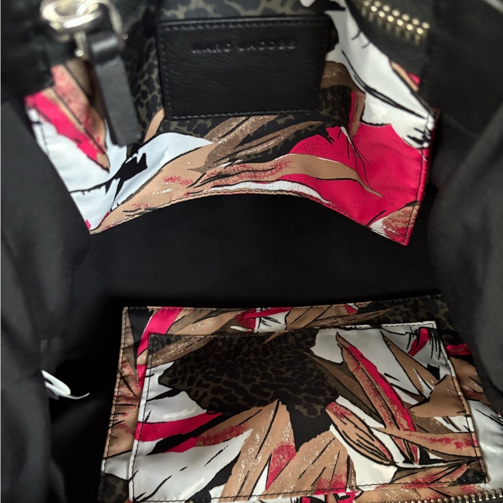 🖤🩷MARC JACOBS PALM PRINT NYLON BIKER BABY DIAPER BAG & CHANGING PAD!🖤🩷SALE SALE - Picture 9 of 11